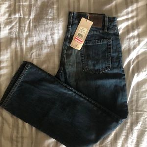 Levi’s low boot cut jeans. New with Tags.